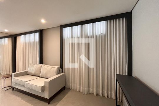 Apartamento à venda com 1 quarto, 47m² em Farroupilha, Porto Alegre
