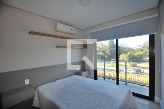 Suite de apartamento à venda com 1 quarto, 47m² em Farroupilha, Porto Alegre