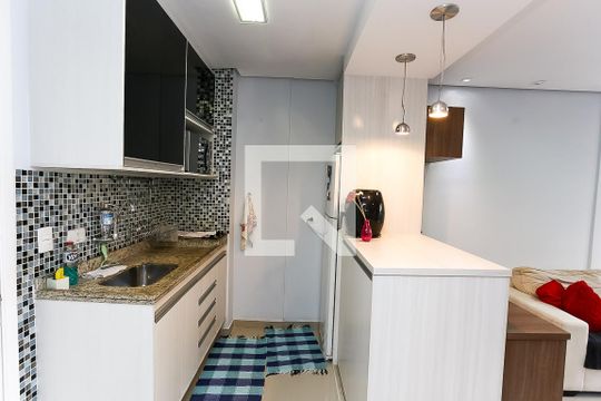Cozinha de kitnet/studio para alugar com 1 quarto, 31m² em Jardim Ampliacao, São Paulo