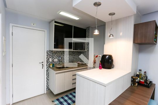 Cozinha de kitnet/studio para alugar com 1 quarto, 31m² em Jardim Ampliacao, São Paulo