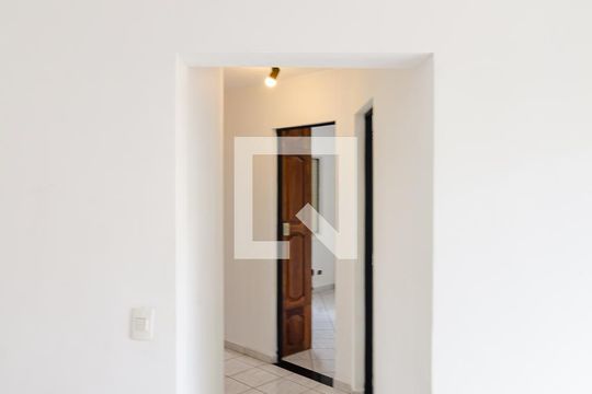 Sala de apartamento para alugar com 3 quartos, 78m² em Vila Parque Jabaquara, São Paulo