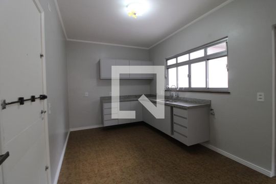 Cozinha de apartamento à venda com 2 quartos, 124m² em Jardim Novo Santo Amaro, São Paulo