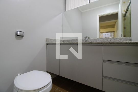 Banheiro de apartamento à venda com 2 quartos, 124m² em Jardim Novo Santo Amaro, São Paulo
