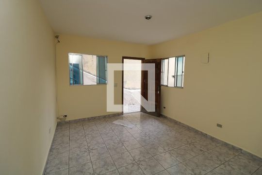 Sala de casa para alugar com 2 quartos, 70m² em Vila Alpina, São Paulo