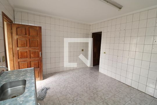 Cozinha de casa para alugar com 2 quartos, 70m² em Vila Alpina, São Paulo