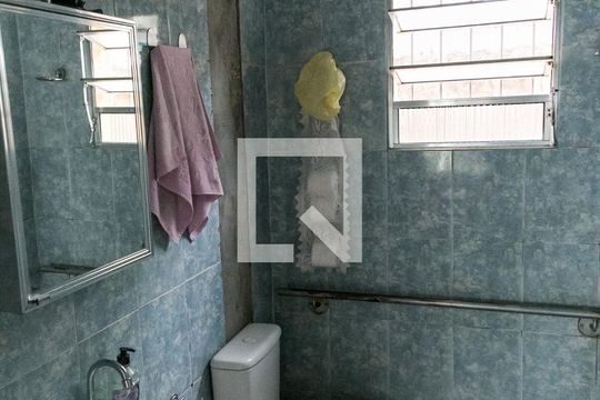 Banheiro de casa à venda com 3 quartos, 257m² em Vila Nova Carolina, São Paulo