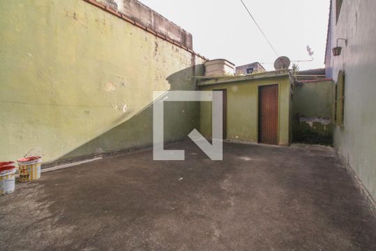 Quintal de casa para alugar com 5 quartos, 250m² em Vila Carrão, São Paulo