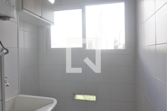 Área de Serviço de apartamento para alugar com 2 quartos, 59m² em Jardim Parque Morumbi, São Paulo
