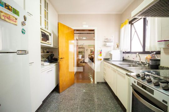 Cozinha de apartamento à venda com 3 quartos, 120m² em Ipiranga, São Paulo