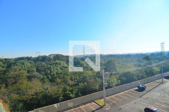 Vista Quarto 2 de apartamento para alugar com 2 quartos, 41m² em Igara, Canoas