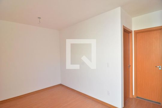 Sala de apartamento para alugar com 2 quartos, 41m² em Igara, Canoas