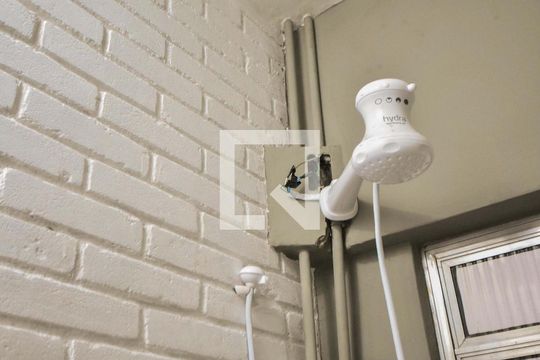Banheiro 02 de casa para alugar com 3 quartos, 90m² em Jardim Aeroporto, São Paulo