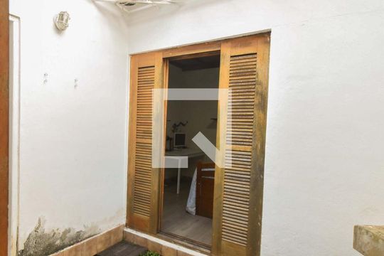 Varanda  de casa para alugar com 3 quartos, 90m² em Jardim Aeroporto, São Paulo