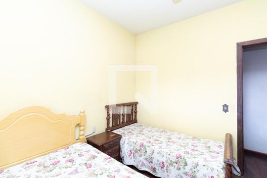 Quarto 1 de casa à venda com 3 quartos, 122m² em Planalto, Belo Horizonte