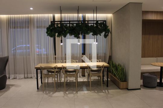 Área comum de apartamento para alugar com 2 quartos, 78m² em Jardim Independência, São Paulo