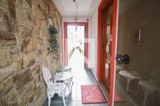 hall entrada de casa à venda com 4 quartos, 400m² em Vila Paiva, São Paulo