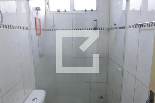 Banheiro de apartamento à venda com 2 quartos, 55m² em Vila Sílvia, São Paulo