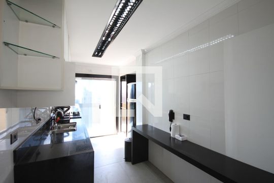 Cozinha de apartamento para alugar com 2 quartos, 161m² em Sé, São Paulo