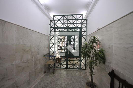 Hall de Entrada de apartamento para alugar com 2 quartos, 161m² em Sé, São Paulo