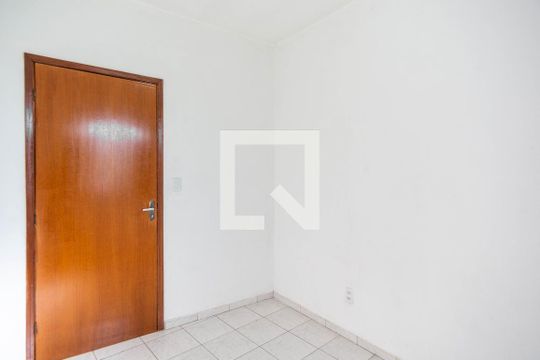 Quarto 2 de casa à venda com 2 quartos, 202m² em Vila Santa Delfina, São Paulo