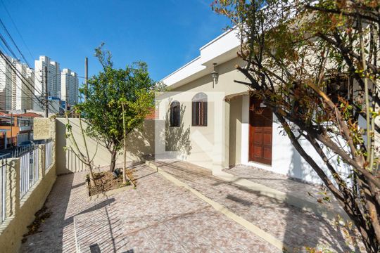 Varanda de casa à venda com 2 quartos, 202m² em Vila Santa Delfina, São Paulo