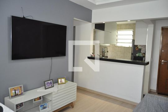 Sala de apartamento à venda com 3 quartos, 65m² em Pilares, Rio de Janeiro