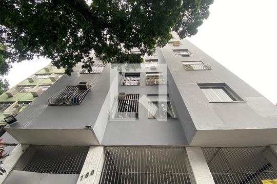 Fachada de apartamento para alugar com 2 quartos, 83m² em Praça da Bandeira, Rio de Janeiro
