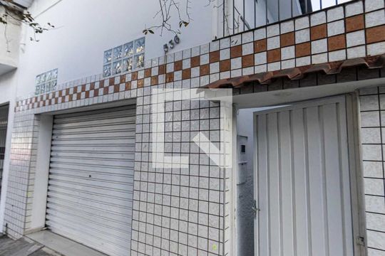 Fachada de casa à venda com 2 quartos, 180m² em Alto da Mooca, São Paulo