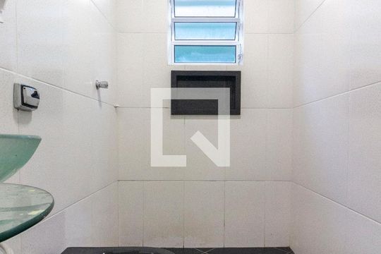 Banheiro de casa para alugar com 5 quartos, 400m² em Cidade Líder, São Paulo
