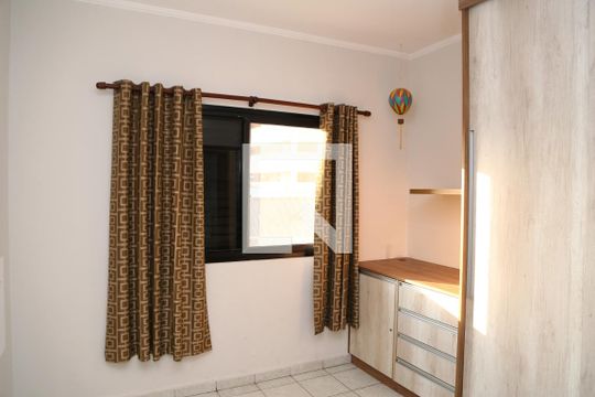 Quarto de apartamento para alugar com 1 quarto, 56m² em Aviação, Praia Grande