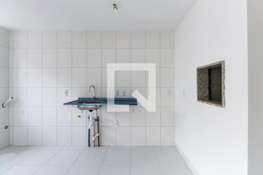 Cozinha de apartamento à venda com 3 quartos, 66m² em Bom Jesus, Porto Alegre