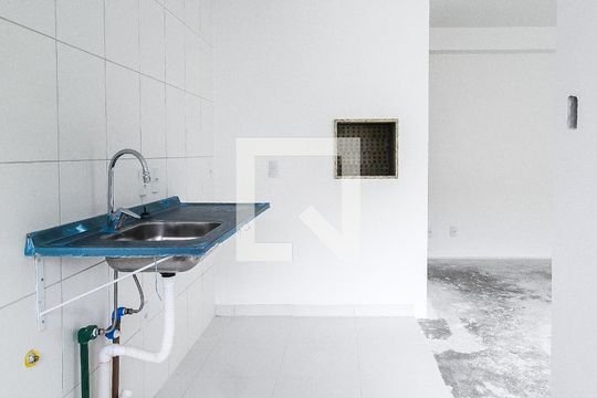 Cozinha de apartamento à venda com 3 quartos, 66m² em Bom Jesus, Porto Alegre