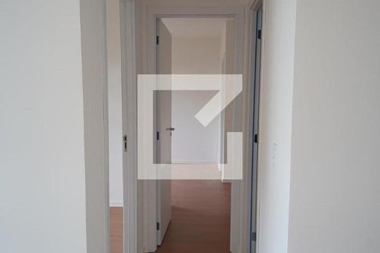 Corredor de apartamento à venda com 2 quartos, 57m² em Bom Jesus, Porto Alegre