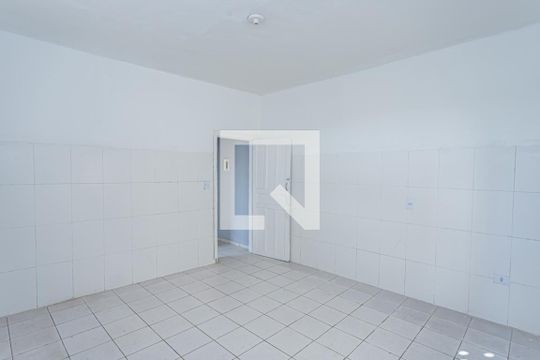 Quarto de casa à venda com 1 quarto, 50m² em Vila Pereira Cerca, São Paulo