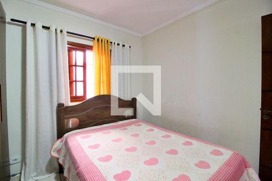 Quarto 2 de casa à venda com 3 quartos, 100m² em Parque das Nações, Santo André