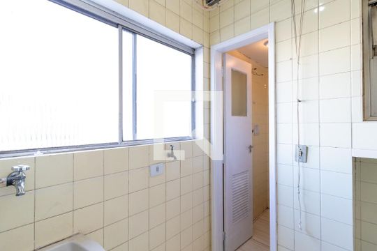 Área de Serviço de apartamento para alugar com 3 quartos, 83m² em Vila Ester (zona Norte), São Paulo