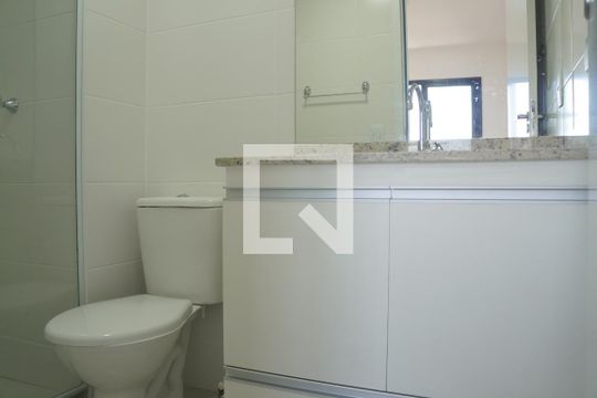 Banheiro da Suíte de apartamento para alugar com 2 quartos, 50m² em Todos Os Santos, Rio de Janeiro