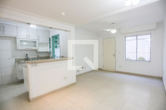 Casa de Condomínio à venda com 2 quartos, 65m² em Jardim Sarah, São Paulo