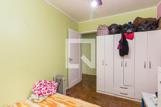 Quarto 2 de apartamento para alugar com 2 quartos, 57m² em Petrópolis, Porto Alegre