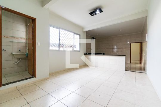 Casa à venda com 2 quartos, 100m² em Jardim Lourdes, São Paulo