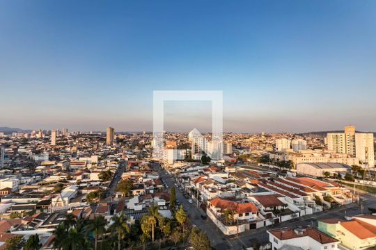 Vista - Quarto 1 de apartamento para alugar com 3 quartos, 300m² em Vila Vitória, Mogi das Cruzes
