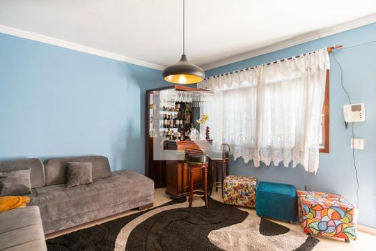 Sala de casa à venda com 3 quartos, 280m² em Jardim Peri, São Paulo