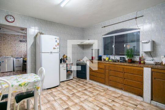Cozinha de casa à venda com 3 quartos, 280m² em Jardim Peri, São Paulo