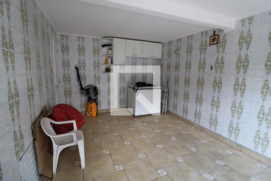 Garagem de casa à venda com 4 quartos, 300m² em Jardim Avelino, São Paulo