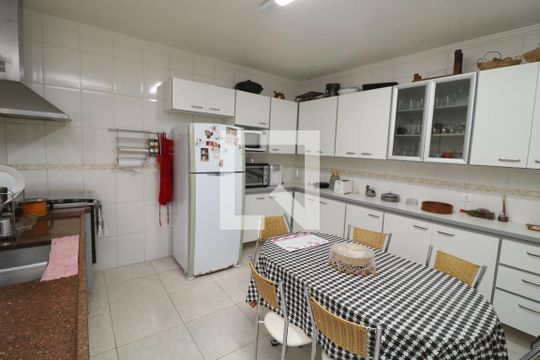 Cozinha de casa à venda com 4 quartos, 300m² em Jardim Avelino, São Paulo