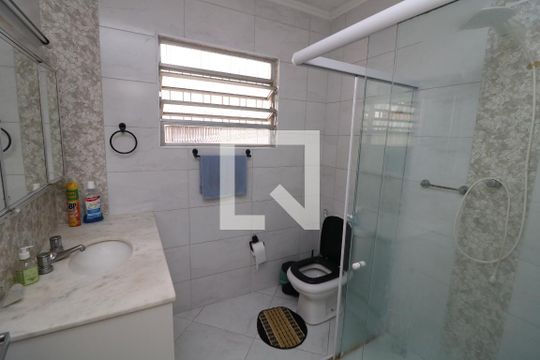 Banheiro de casa à venda com 4 quartos, 300m² em Jardim Avelino, São Paulo