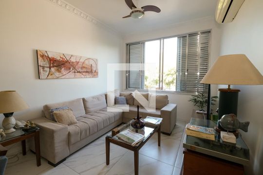 Sala de TV de apartamento à venda com 3 quartos, 100m² em Maracanã, Rio de Janeiro
