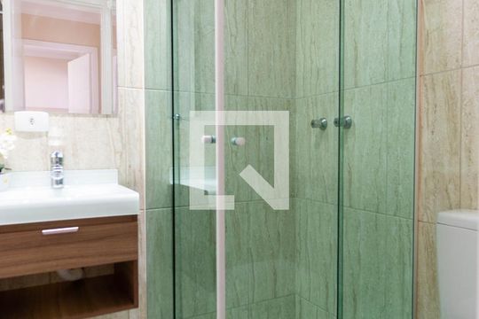 Banheiro de apartamento para alugar com 3 quartos, 71m² em Freguesia do Ó, São Paulo