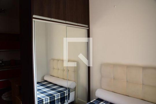 Studio de kitnet/studio à venda com 1 quarto, 34m² em Granja Viana, Cotia