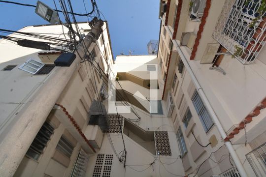 Fachada do bloco de apartamento à venda com 2 quartos, 45m² em Irajá, Rio de Janeiro
